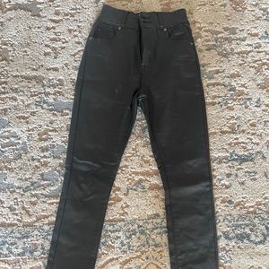 Black skinny jeans